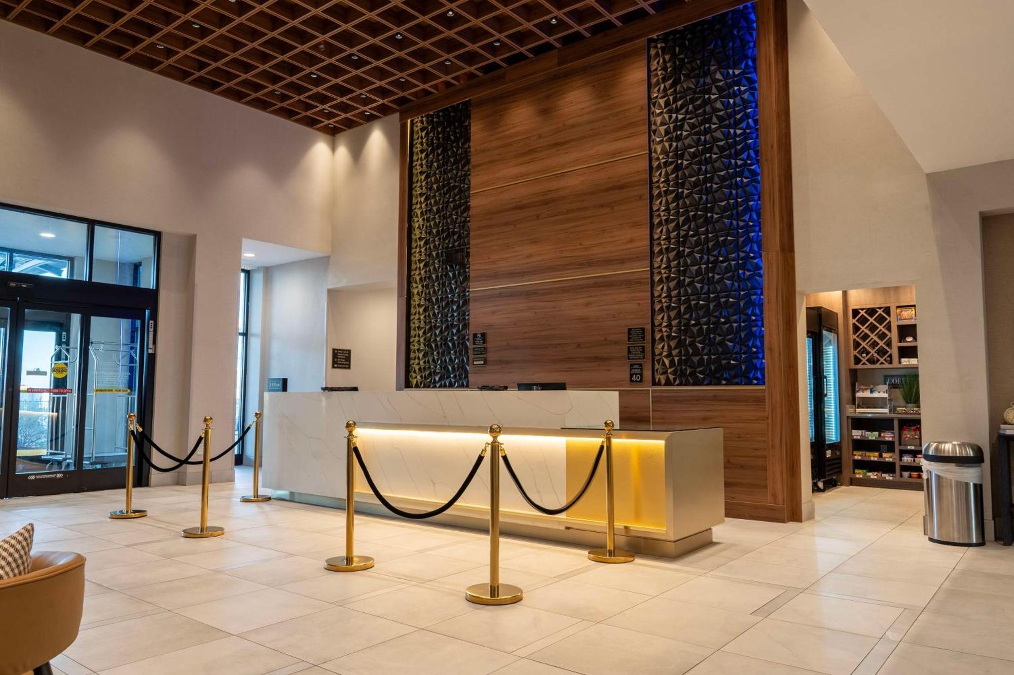 Doubletree By Hilton Fort Worth Fossil Creek Exterior foto